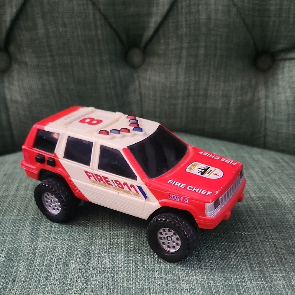 Buddy L Rescue Force Jeep Fire 911 Grand Cherokee 1994 Electronics
